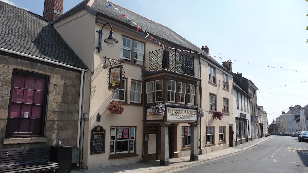 Kings Arms Hotel Penryn Extérieur photo